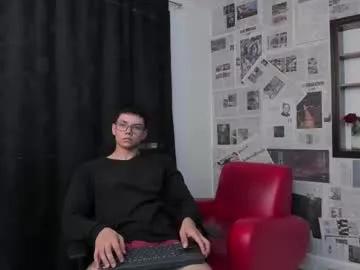 magic_boy01 from Chaturbate is Freechat