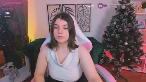 violashy from Cherry is Freechat