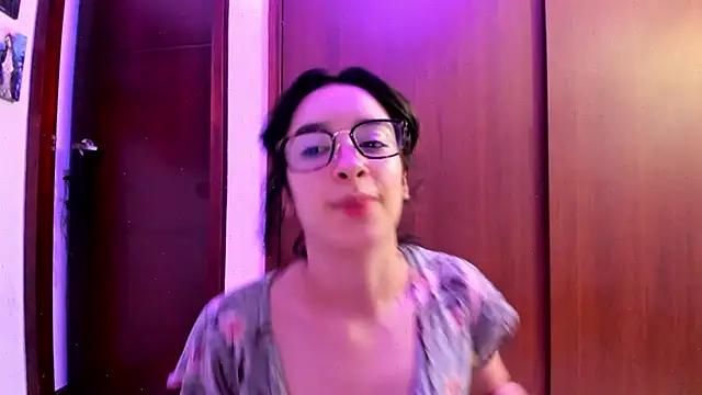 _Lunnaa_ from StripChat is Freechat