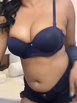 angelwavy from StripChat is Freechat