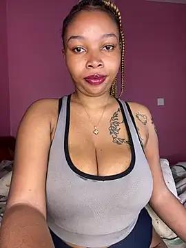 CreamyBerryy from StripChat is Freechat