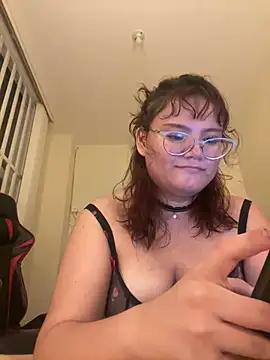 franniemiller from StripChat is Freechat