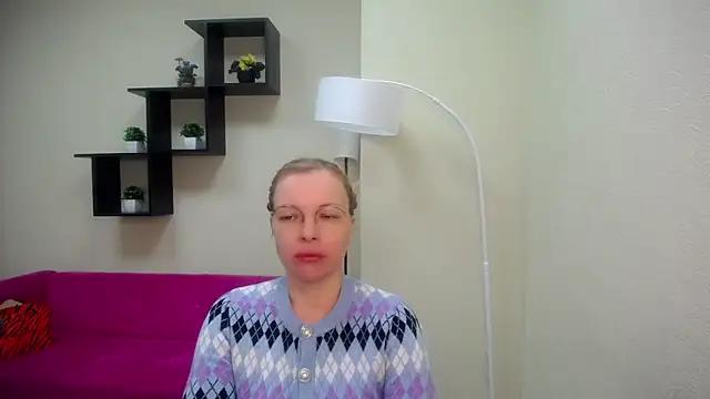 IlonaTaylor from StripChat is Freechat