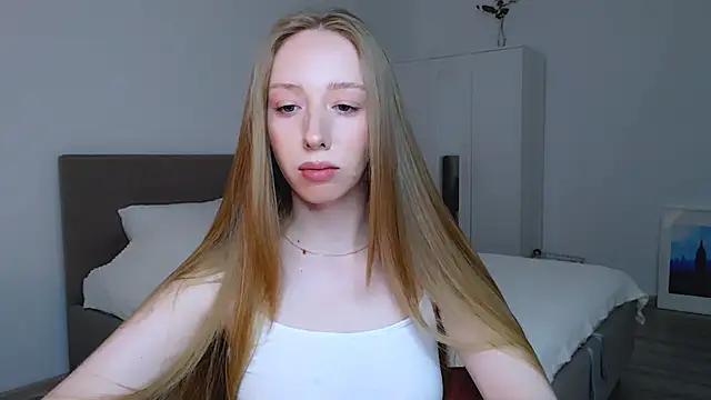 Luna_insniity from StripChat is Freechat