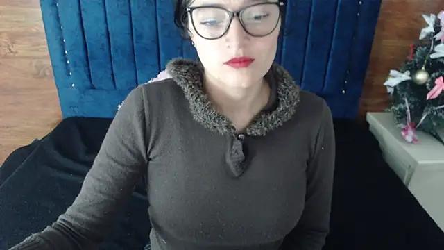 lunazulsj from StripChat is Freechat