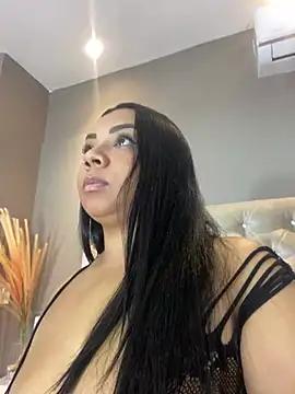 MelanyShayk from StripChat is Freechat