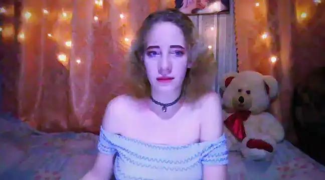 MelxMellie from StripChat is Freechat