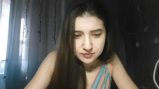 MilanesaGold28 from StripChat is Freechat