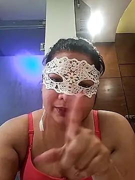 Sexy-Lara-69 from StripChat is Freechat